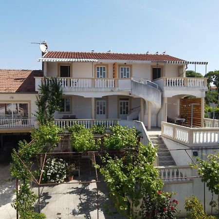 Rasin Apartments Pakostane Ngoại thất bức ảnh